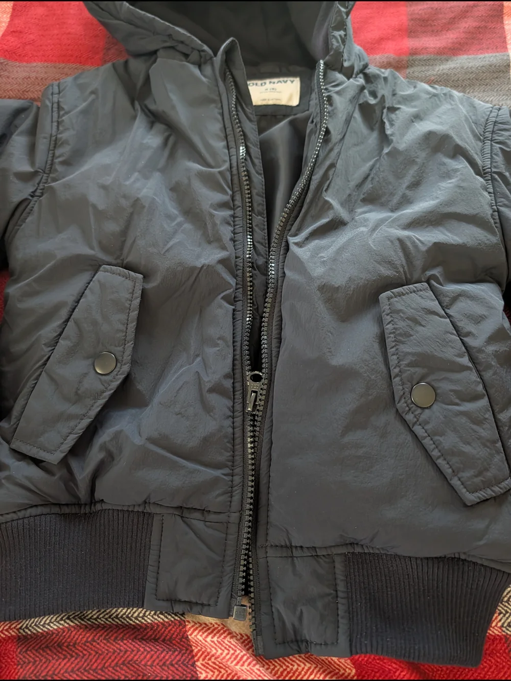Old Navy Hooded Puffer Jacket in Charcoal Gray - Picture 4 of 4